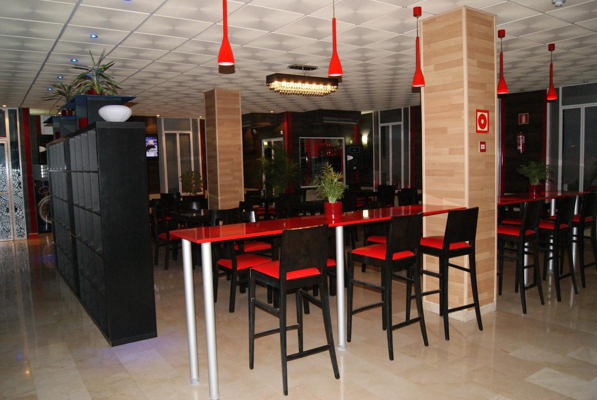 Hotel Vazquez Diaz Nerva Екстериор снимка