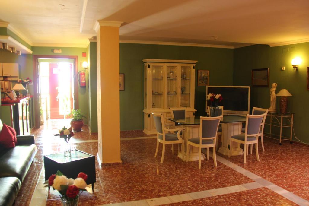 Hotel Vazquez Diaz Nerva Екстериор снимка